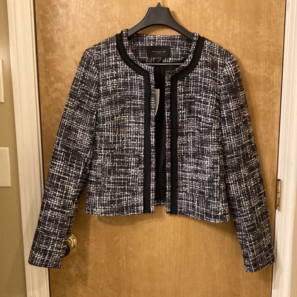 Size 6 Ann Taylor Blazer